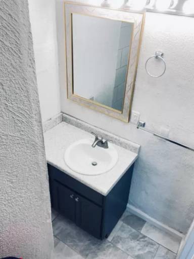 Main picture of 405 Francis St