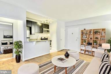 Main picture of 1215 10th St NW