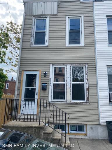 Main picture of 615 Liberty St