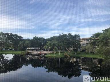 Main picture of 9330 Lagoon Pl
