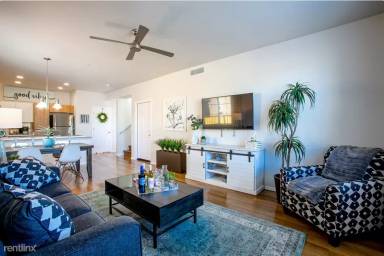 Main picture of San Junipero Townhomes