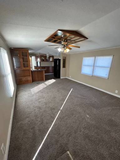 Main picture of 31 Kesler Dr