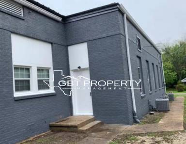 Main picture of 113 S Reagan St