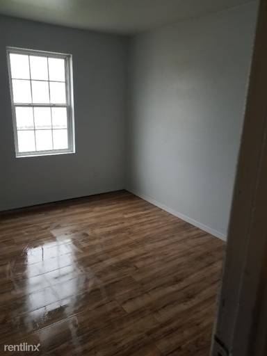 Main picture of 501 E Rogers Blvd