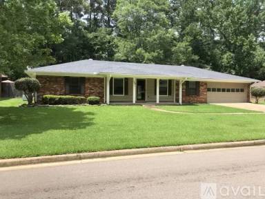 Main picture of 145 Summit Ridge Dr