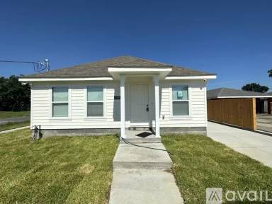 Main picture of 3400 Jackson Blvd