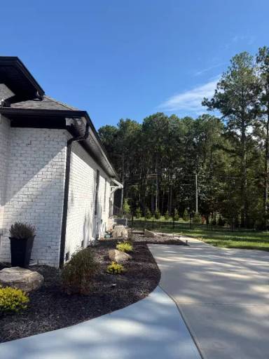 Main picture of 4423 Weddington Matthews Rd