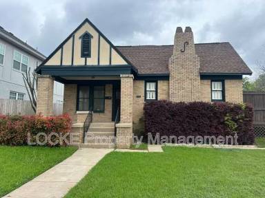 Main picture of 2600 Lubbock Ave