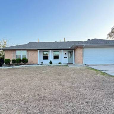 Main picture of 1208 Noble Ave