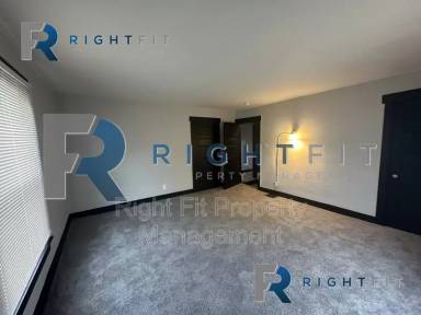 Main picture of 110 Bluecrest Ave