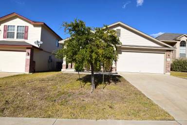 Main picture of 4505 Donegal Bay Ct