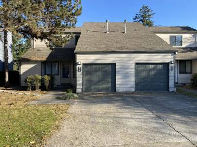 Main picture of 20635 NW Lapine Way