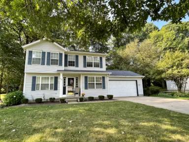 Main picture of 200 Weatherstone Ct