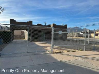Main picture of 8017 Pandora St