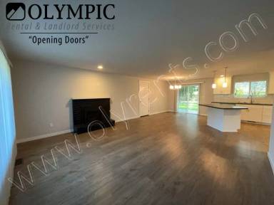Main picture of 1422 Gemini St SE