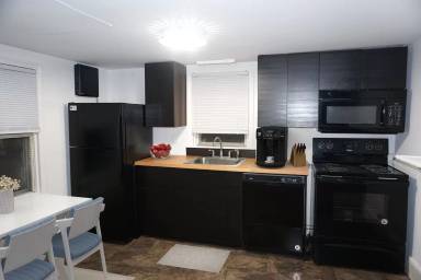 Main picture of 234 S Main St