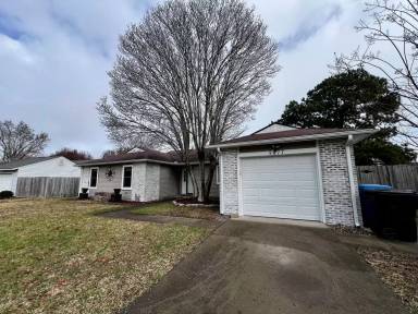 Main picture of 5077 Holly Farms Dr