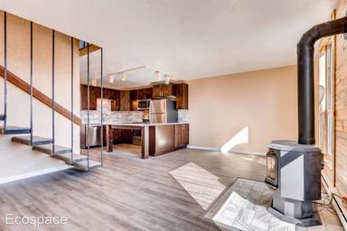 Main picture of 390 Straight Creek Dr