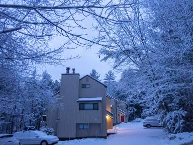 Main picture of 3 Knotts Rd