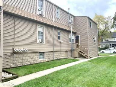 Main picture of 4001 Prairie Ave