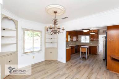 Main picture of 4993 Marlborough Dr