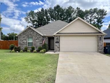 Main picture of 3279 Summer View Ave