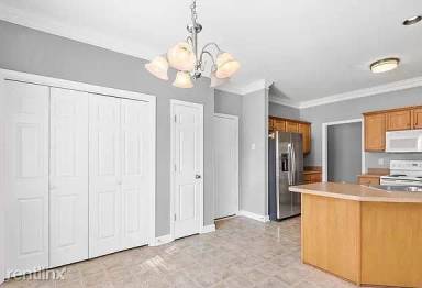 Main picture of 2229 Golden Oak Pl