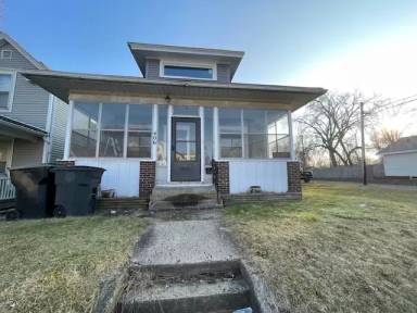 Main picture of 406 E Bowman St