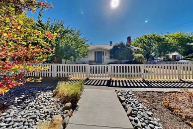Main picture of 5300 San Francisco Blvd