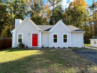 Main picture of 8 Griffith Pl