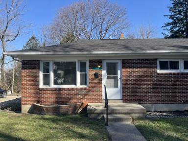 Main picture of 2403 Bellevue Pl