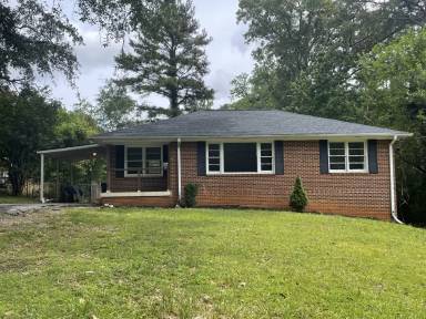 Main picture of 2225 Old Spring Rd SE