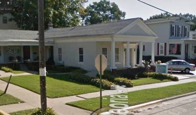Main picture of 304 S Peoria Ave