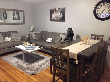 Main picture of 800 Hyde Park Ave