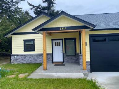 Main picture of 3806 Q Ave