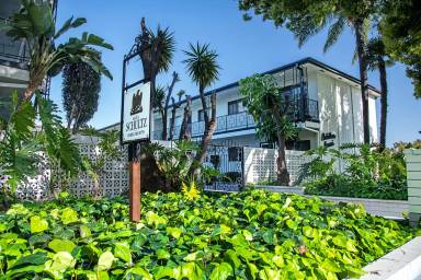 Main picture of 550 N Catalina Ave