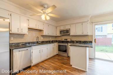 Main picture of 2534 Clothier St