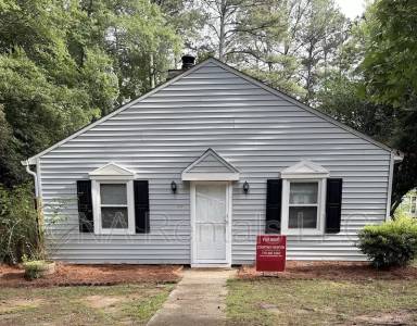 Main picture of 901 Westland Dr SW