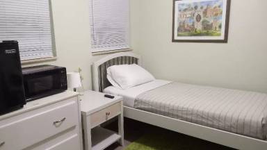 Main picture of 823 Sky Lake Cir