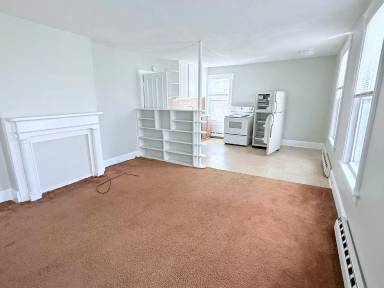 Main picture of 22 Maple Ln