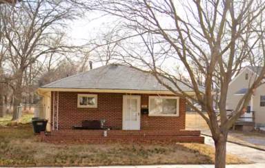 Main picture of 2235 W Caroline St