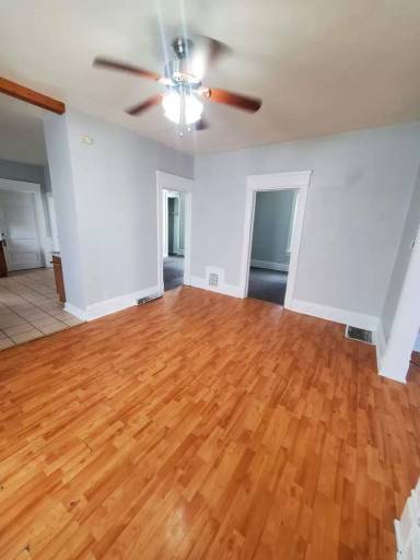 Main picture of 2209 W Mineral St