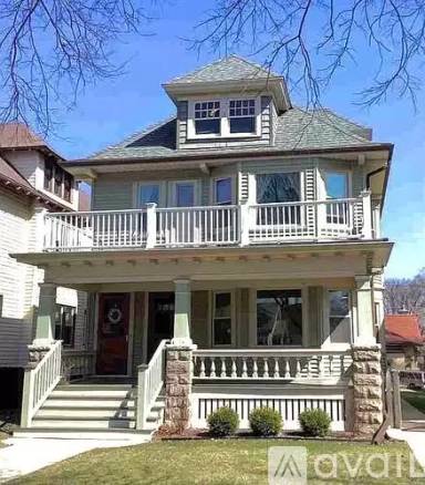 Main picture of 1924 N 51st St