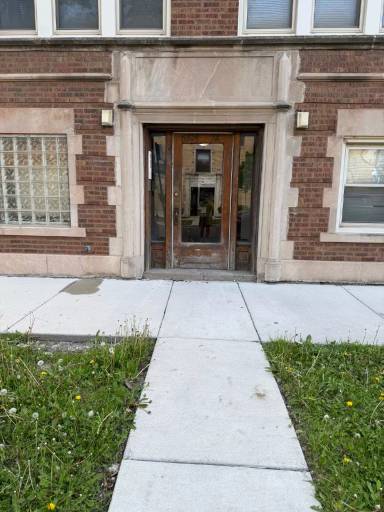 Main picture of 8308 S Paulina St