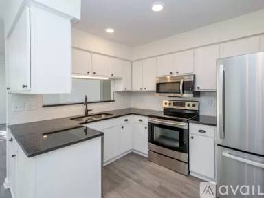 Main picture of 131 Bordeaux Ct