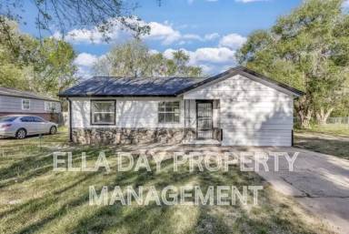 Main picture of 1531 N Poplar Ave