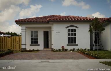 Main picture of 21530 SW 123rd Ct