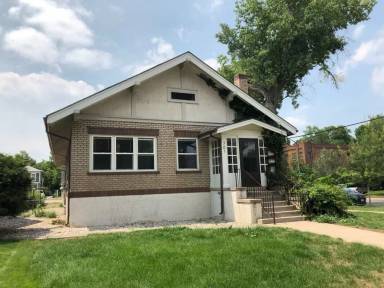 Main picture of 701 Mathews St