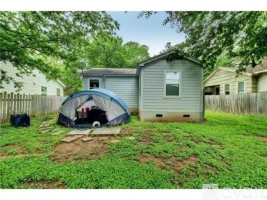 Main picture of 2207 Rountree Dr