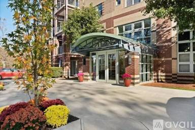 Main picture of Crescent Park Condos